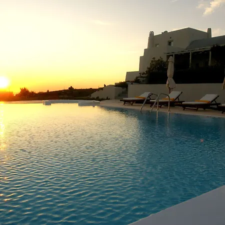 Black Rock Villa *